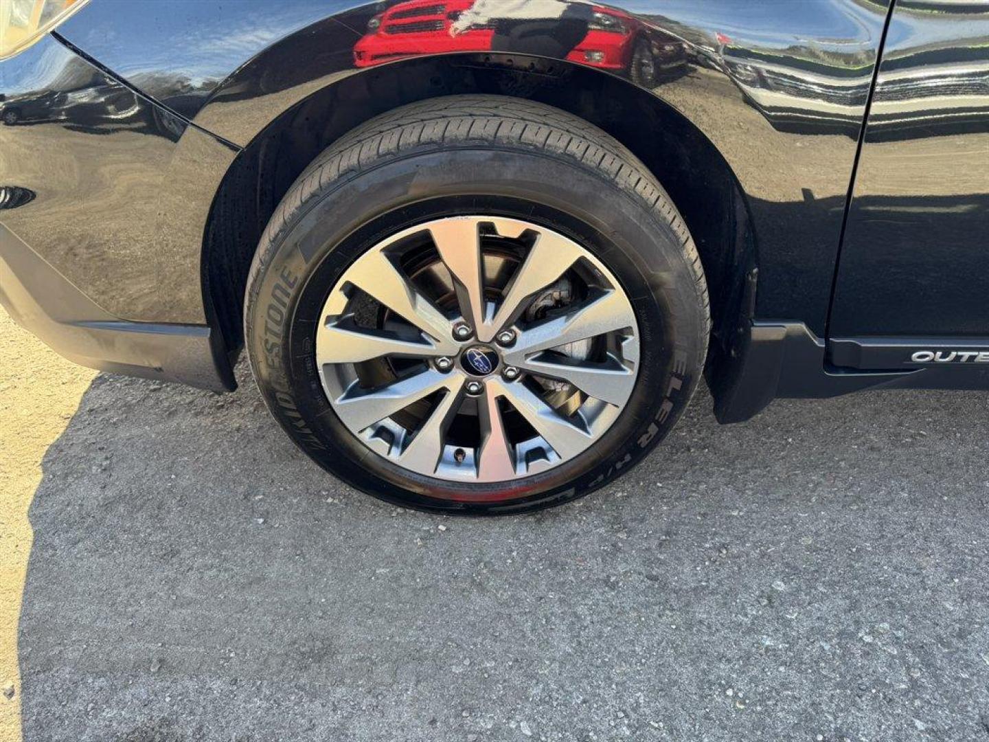 2017 Black /Tan Subaru Outback (4S4BSANC1H3) with an 2.5l H-4 MPI Sohc 2.5l engine, Automatic transmission, located at 745 East Steele Rd., West Columbia, SC, 29170, (803) 755-9148, 33.927212, -81.148483 - Photo#35