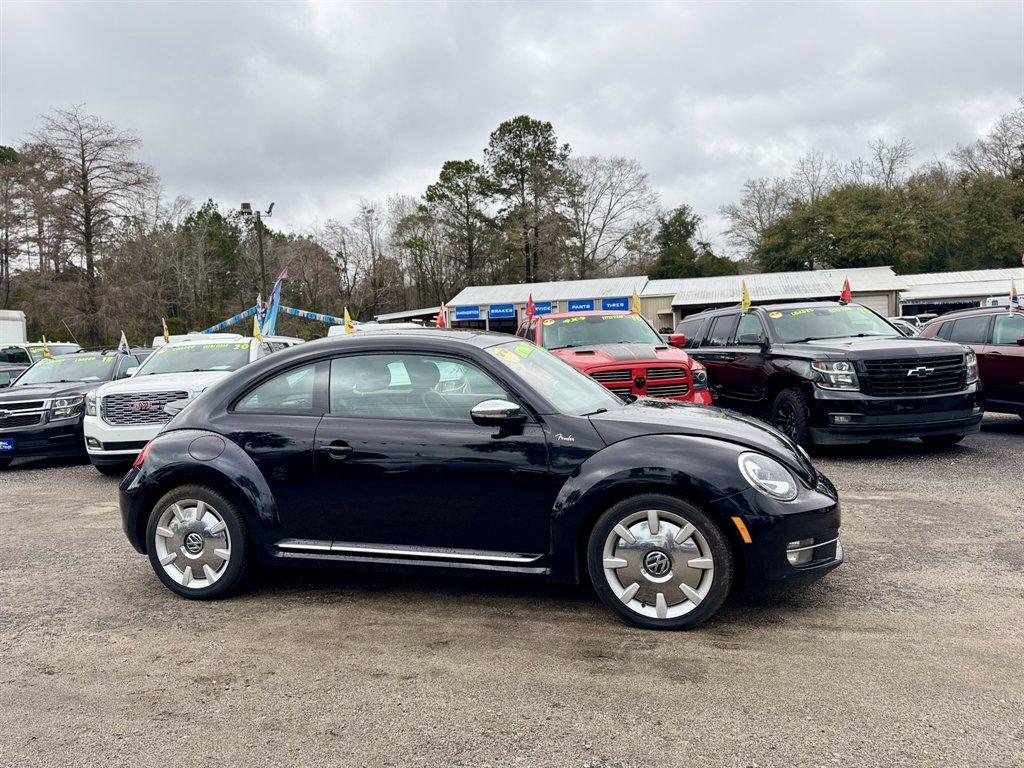 2013 Black /Black Volkswagen Beetle (3VWVS7AT2DM) with an 2.0l I-4 DI Dohc T/C 2.0l engine, Automatic transmission, located at 745 East Steele Rd., West Columbia, SC, 29170, (803) 755-9148, 33.927212, -81.148483 - Photo#2