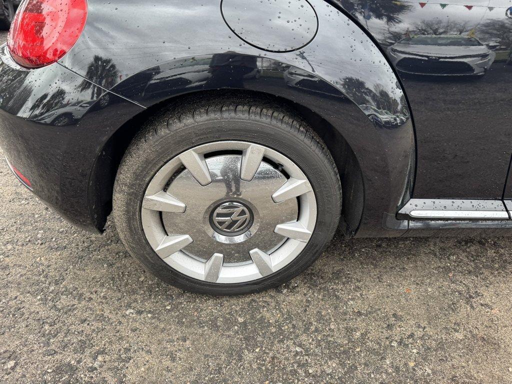 2013 Black /Black Volkswagen Beetle (3VWVS7AT2DM) with an 2.0l I-4 DI Dohc T/C 2.0l engine, Automatic transmission, located at 745 East Steele Rd., West Columbia, SC, 29170, (803) 755-9148, 33.927212, -81.148483 - Photo#27