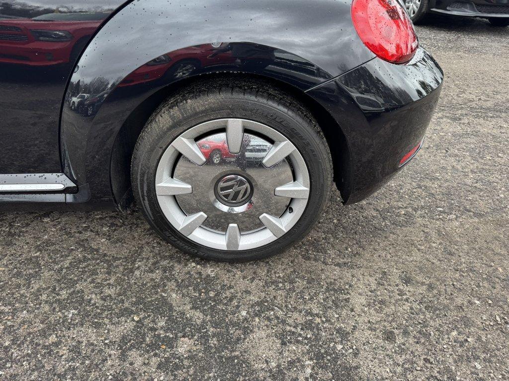 2013 Black /Black Volkswagen Beetle (3VWVS7AT2DM) with an 2.0l I-4 DI Dohc T/C 2.0l engine, Automatic transmission, located at 745 East Steele Rd., West Columbia, SC, 29170, (803) 755-9148, 33.927212, -81.148483 - Photo#28