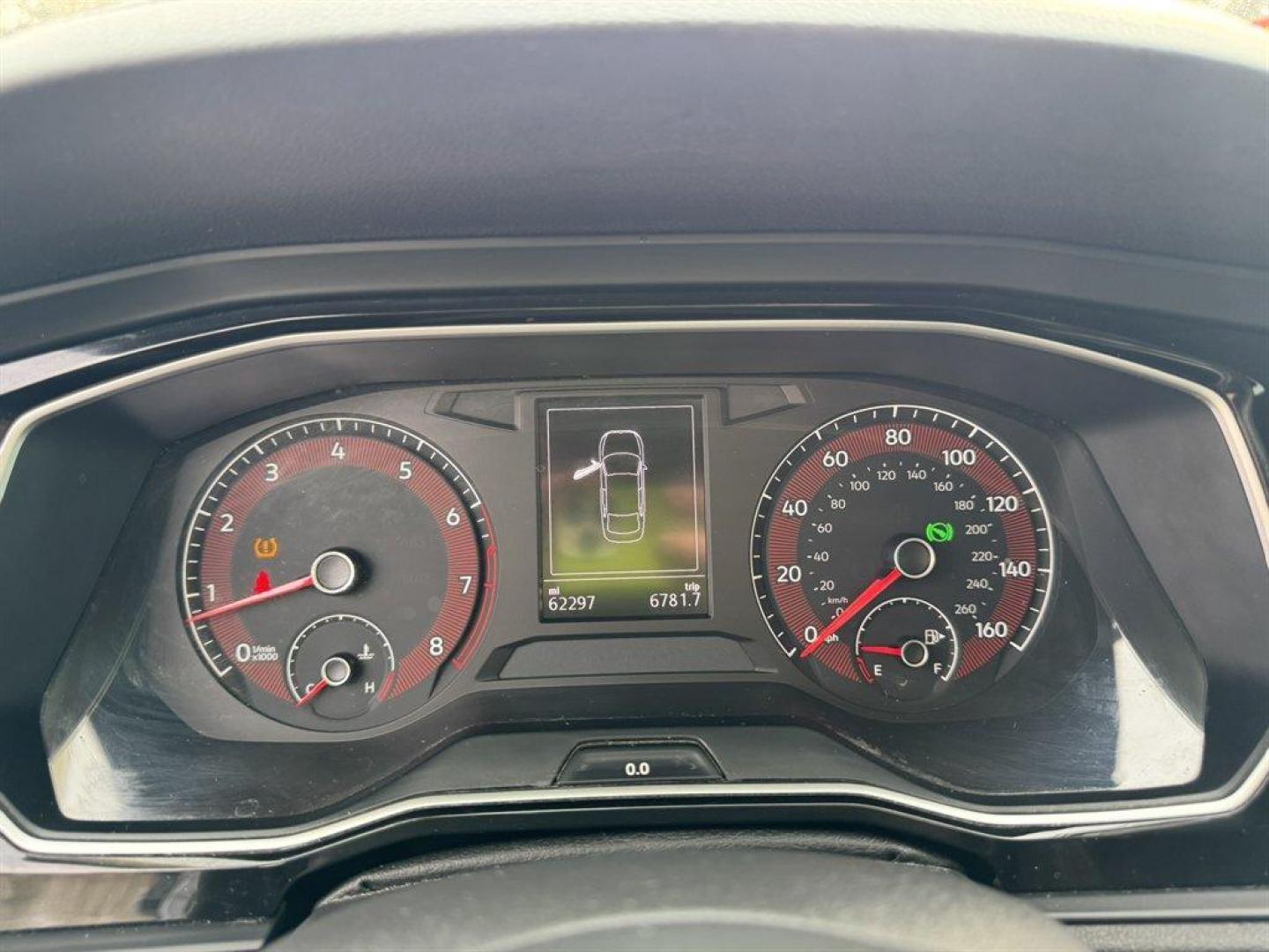 2020 Grey /Grey Volkswagen Jetta (3VWCB7BU2LM) with an 1.4l I-4 DI Dohc T/C 1.4l engine, Automatic transmission, located at 745 East Steele Rd., West Columbia, SC, 29170, (803) 755-9148, 33.927212, -81.148483 - Photo#9