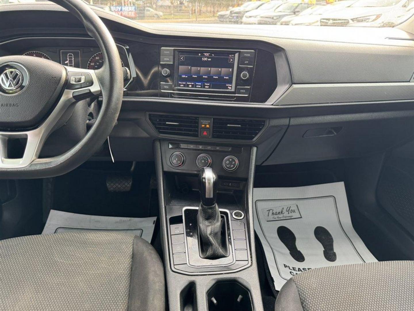 2020 Grey /Grey Volkswagen Jetta (3VWCB7BU2LM) with an 1.4l I-4 DI Dohc T/C 1.4l engine, Automatic transmission, located at 745 East Steele Rd., West Columbia, SC, 29170, (803) 755-9148, 33.927212, -81.148483 - Photo#10