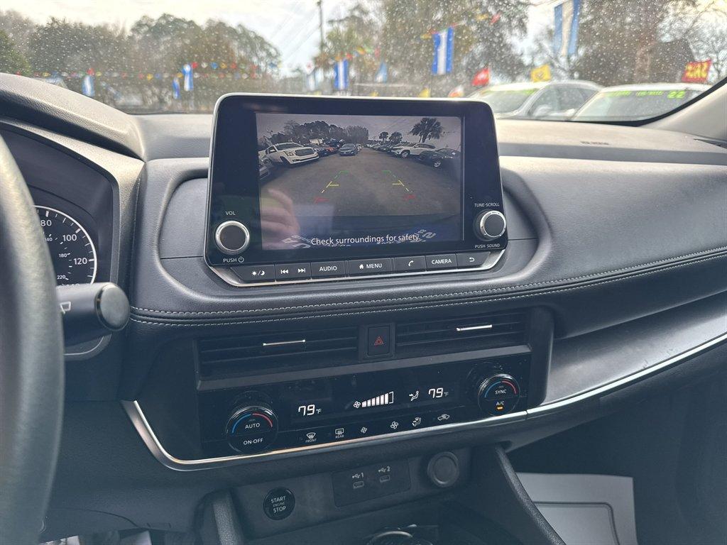2024 Black /Grey Nissan Rogue (5N1BT3BB0RC) with an 1.5l I-3 DI Dohc T/C 1.5l engine, Automatic transmission, located at 745 East Steele Rd., West Columbia, SC, 29170, (803) 755-9148, 33.927212, -81.148483 - Photo#12