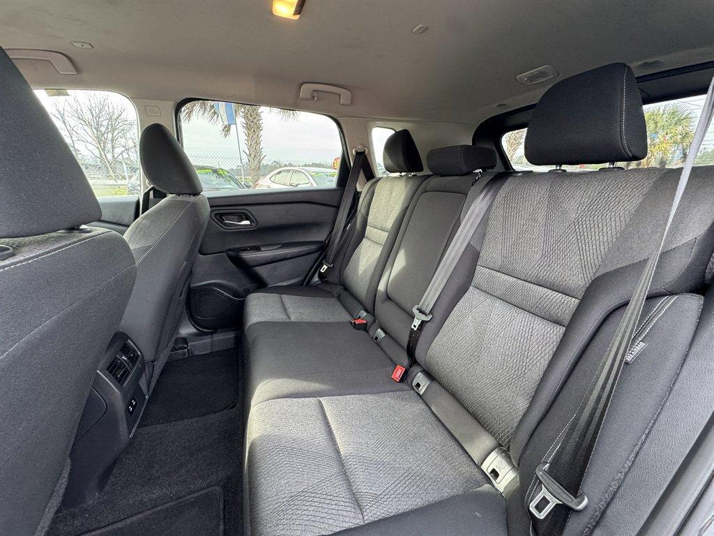 2024 Black /Grey Nissan Rogue (5N1BT3BB0RC) with an 1.5l I-3 DI Dohc T/C 1.5l engine, Automatic transmission, located at 745 East Steele Rd., West Columbia, SC, 29170, (803) 755-9148, 33.927212, -81.148483 - Photo#21