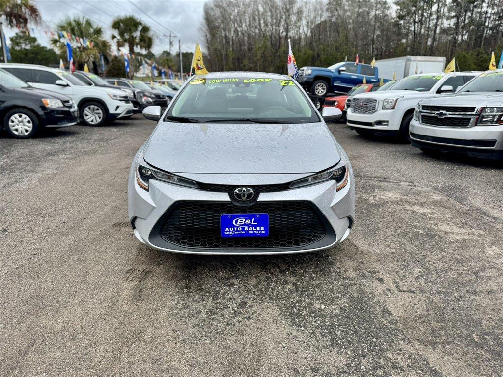 2022 Silver /Black Toyota Corolla (5YFEPMAE6NP) with an 1.8l I-4 MPI Dohc 1.8l engine, Automatic transmission, located at 745 East Steele Rd., West Columbia, SC, 29170, (803) 755-9148, 33.927212, -81.148483 - Photo#1