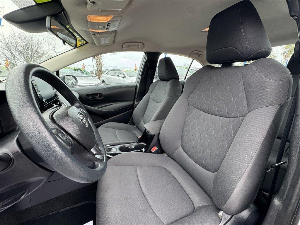 2022 Silver /Black Toyota Corolla (5YFEPMAE6NP) with an 1.8l I-4 MPI Dohc 1.8l engine, Automatic transmission, located at 745 East Steele Rd., West Columbia, SC, 29170, (803) 755-9148, 33.927212, -81.148483 - Photo#18