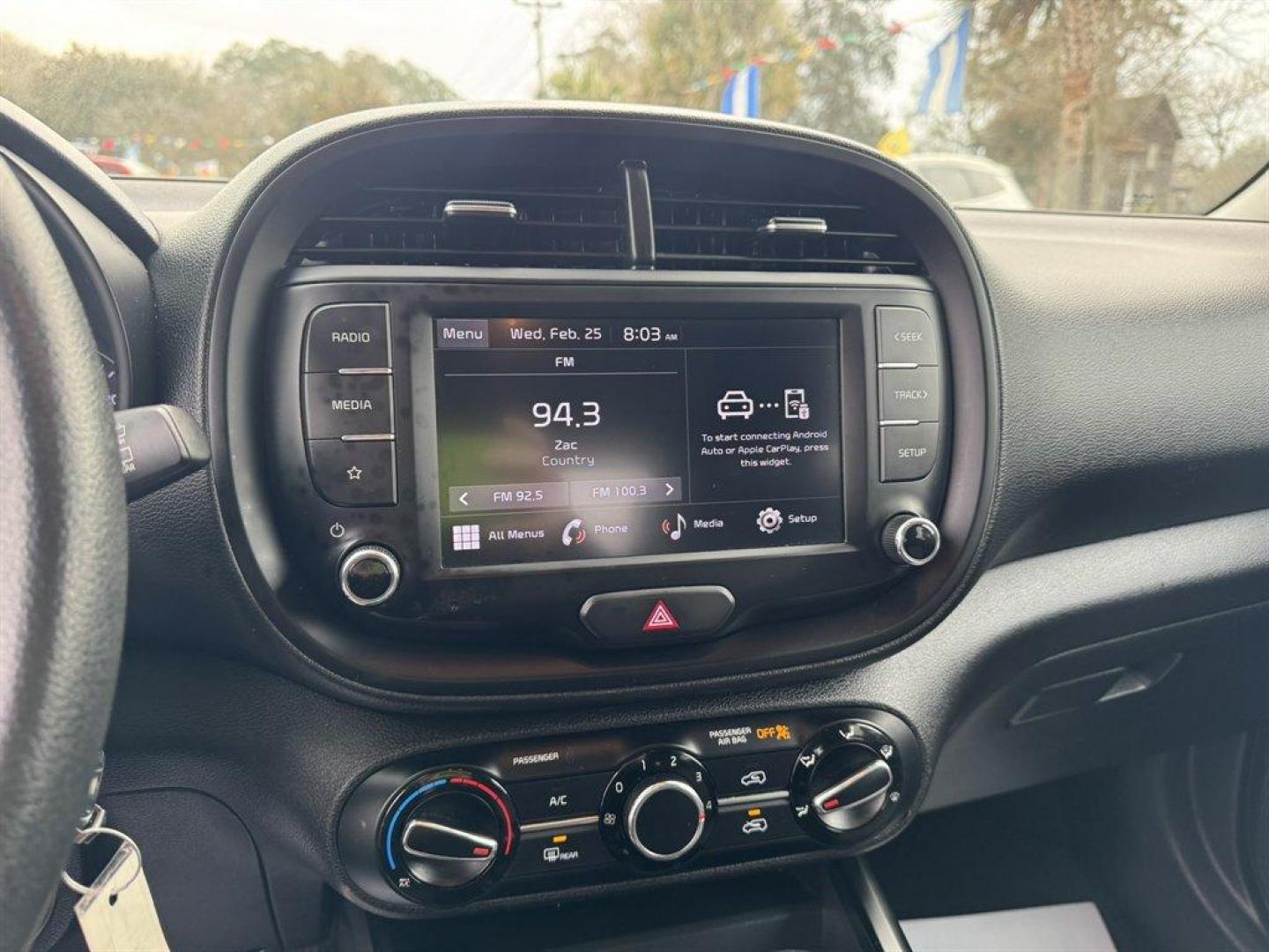 2022 Grey /Grey Kia Soul (KNDJ23AU0N7) with an 2.0l I-4 DI Dohc 2.0l engine, Automatic transmission, located at 745 East Steele Rd., West Columbia, SC, 29170, (803) 755-9148, 33.927212, -81.148483 - Photo#12