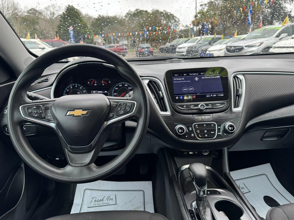 2023 Grey /Grey Chevrolet Malibu (1G1ZD5ST9PF) with an 1.5l I-4 DI Dohc T/C 1.5l engine, Automatic transmission, located at 745 East Steele Rd., West Columbia, SC, 29170, (803) 755-9148, 33.927212, -81.148483 - Photo#6