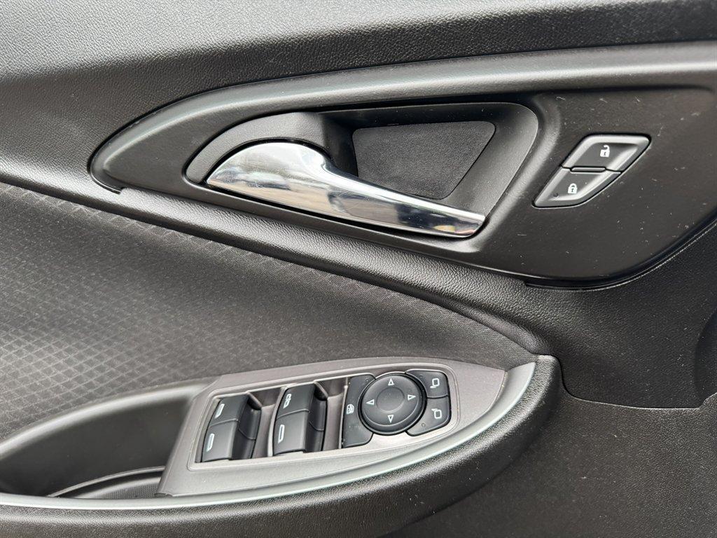 2023 Grey /Grey Chevrolet Malibu (1G1ZD5ST9PF) with an 1.5l I-4 DI Dohc T/C 1.5l engine, Automatic transmission, located at 745 East Steele Rd., West Columbia, SC, 29170, (803) 755-9148, 33.927212, -81.148483 - Photo#18