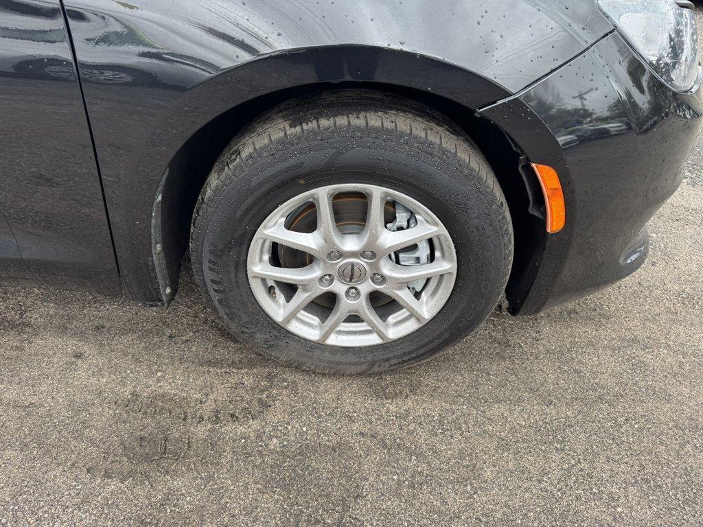 2023 Black /Grey Chrysler Voyager (2C4RC1CGXPR) with an 3.6l V6 Smpi Dohc VVT 3.6 engine, Automatic transmission, located at 745 East Steele Rd., West Columbia, SC, 29170, (803) 755-9148, 33.927212, -81.148483 - Photo#28