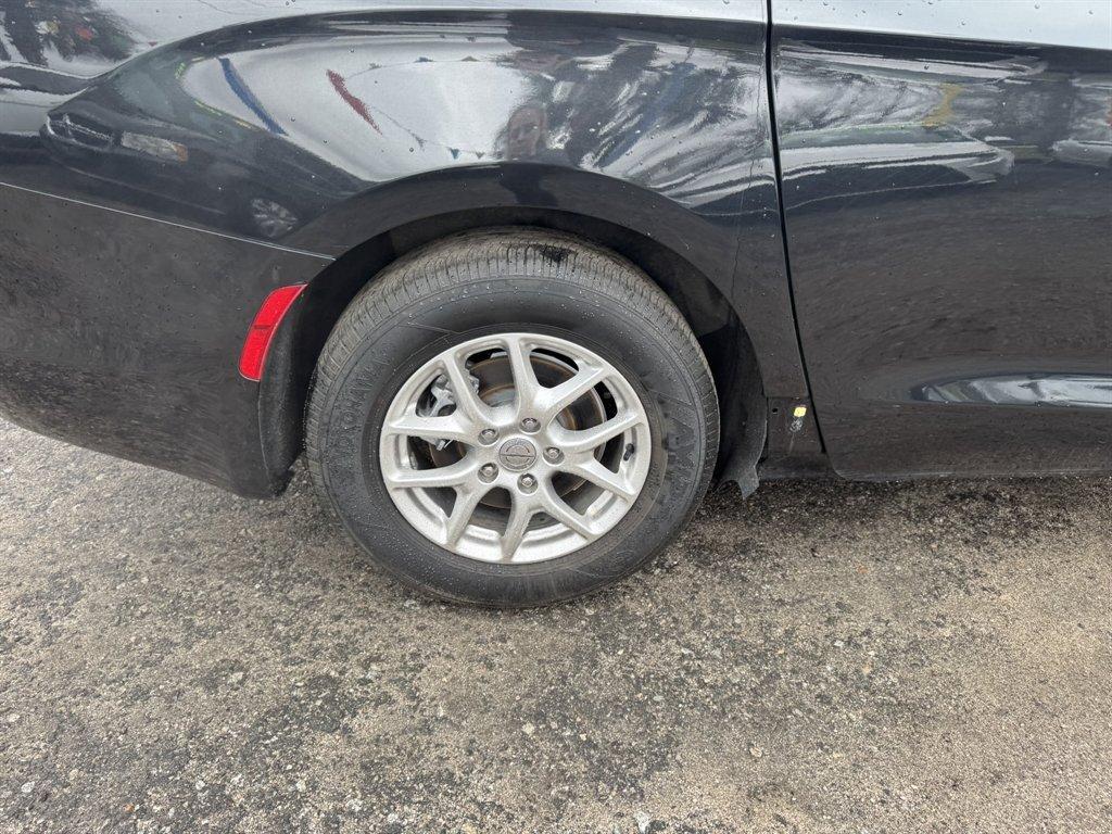 2023 Black /Grey Chrysler Voyager (2C4RC1CGXPR) with an 3.6l V6 Smpi Dohc VVT 3.6 engine, Automatic transmission, located at 745 East Steele Rd., West Columbia, SC, 29170, (803) 755-9148, 33.927212, -81.148483 - Photo#29