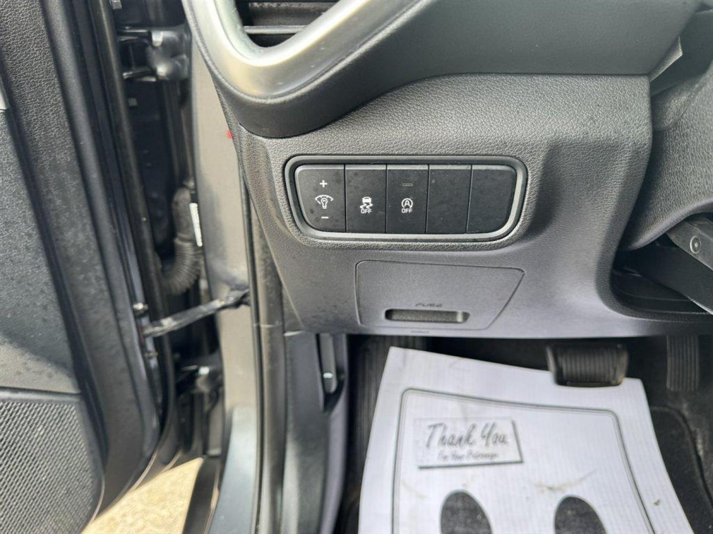 2023 Grey /Grey Kia Soul (KNDJ23AUXP7) with an 2.0l I-4 DI Dohc 2.0l engine, Automatic transmission, located at 745 East Steele Rd., West Columbia, SC, 29170, (803) 755-9148, 33.927212, -81.148483 - Photo#14