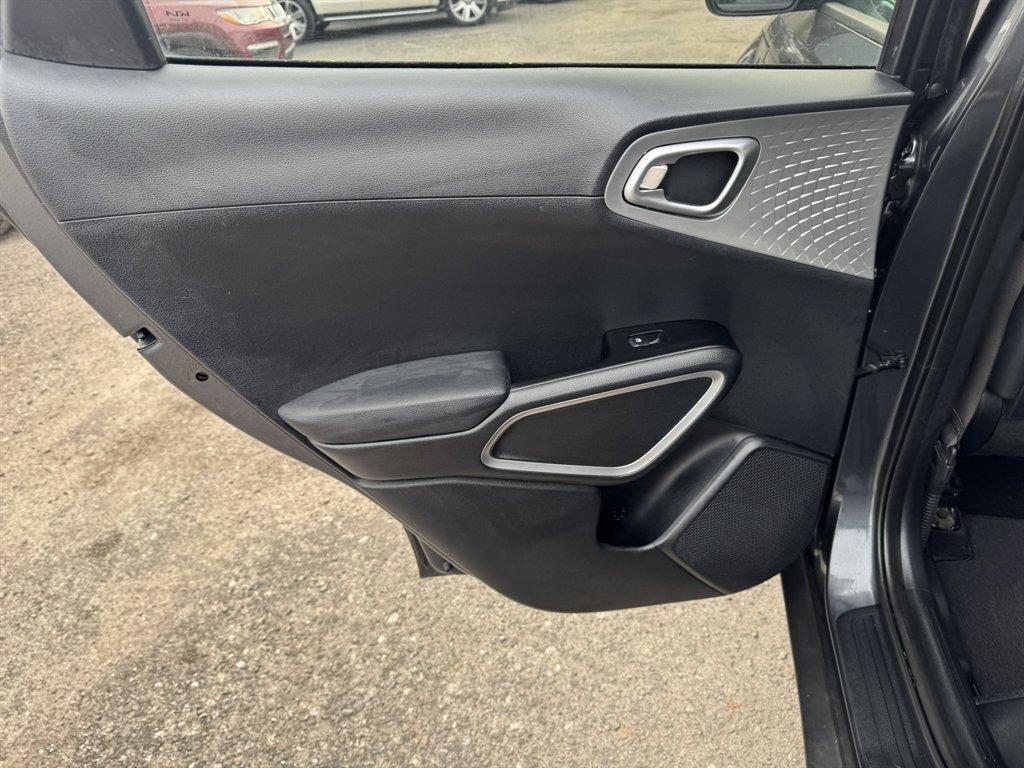2023 Grey /Grey Kia Soul (KNDJ23AUXP7) with an 2.0l I-4 DI Dohc 2.0l engine, Automatic transmission, located at 745 East Steele Rd., West Columbia, SC, 29170, (803) 755-9148, 33.927212, -81.148483 - Photo#18