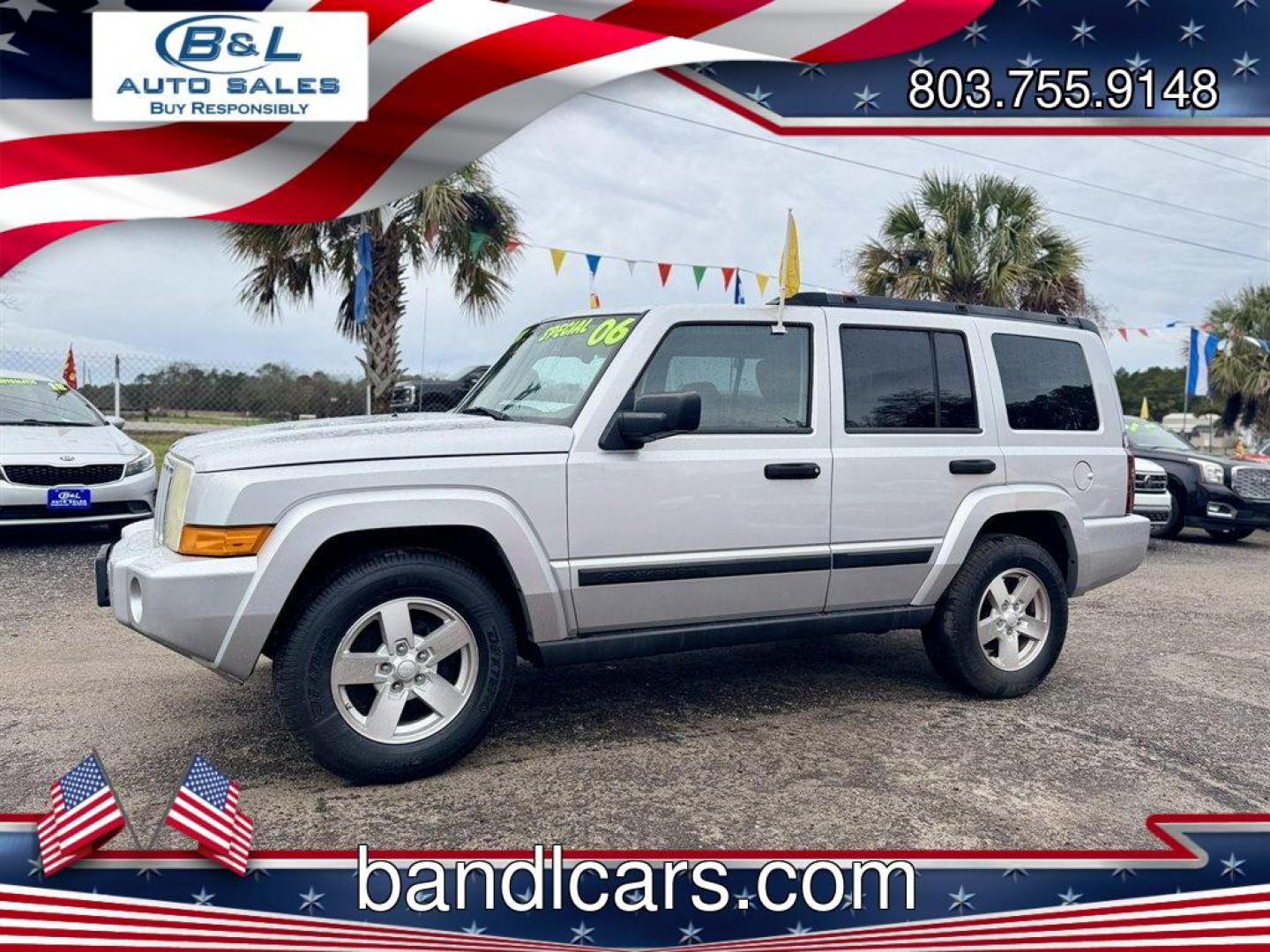 2006 Silver /Grey Jeep Commander (1J8HG48K96C) with an 3.7l V6 MPI 3.7l engine, Auto transmission, located at 745 East Steele Rd., West Columbia, SC, 29170, (803) 755-9148, 33.927212, -81.148483 - Photo#0