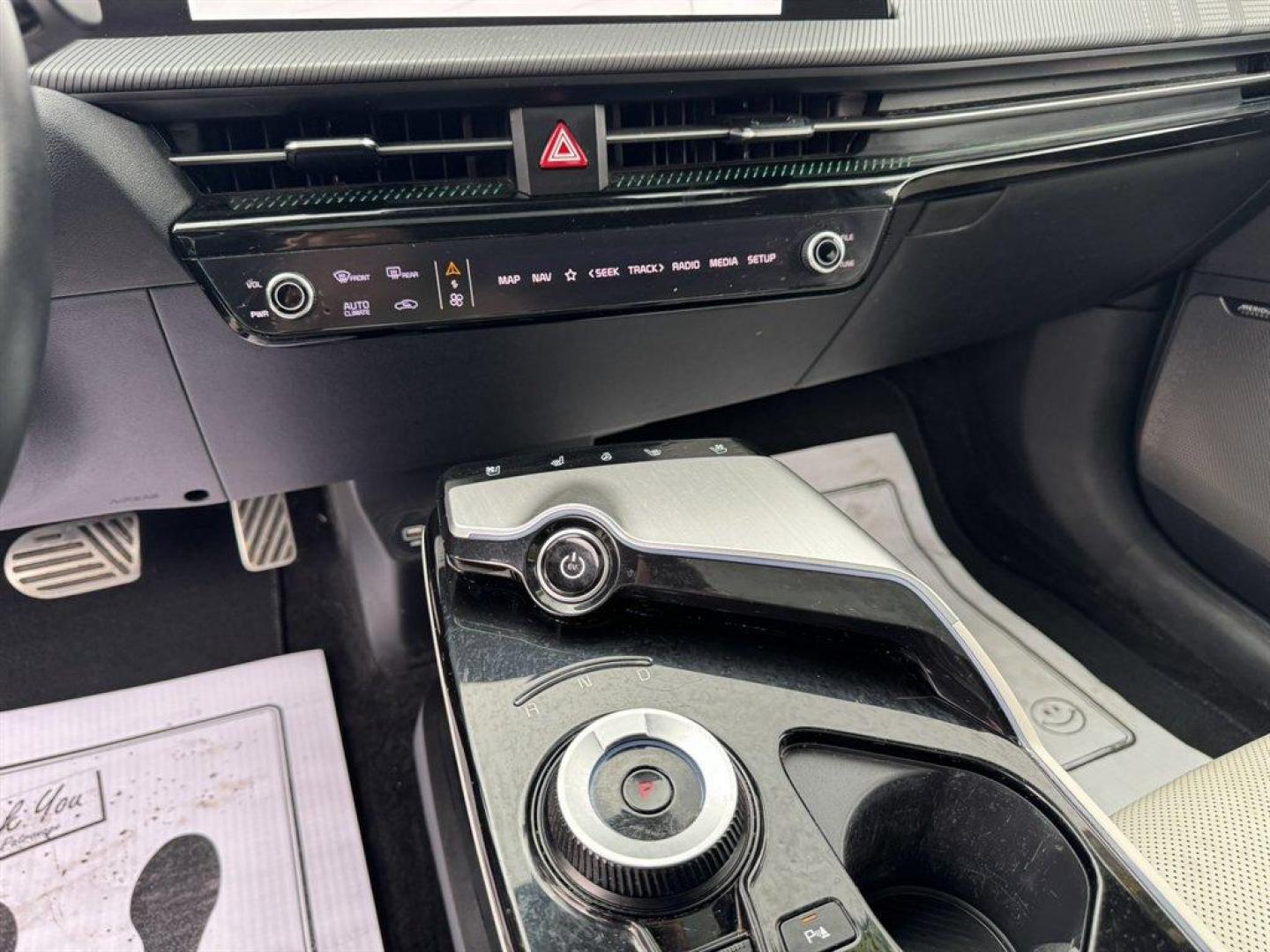 2022 Blue /Black Kia EV6 (KNDC4DLCXN5) with an 77.4 KWH Elect 77.4 KWH engine, Automatic transmission, located at 745 East Steele Rd., West Columbia, SC, 29170, (803) 755-9148, 33.927212, -81.148483 - Photo#15