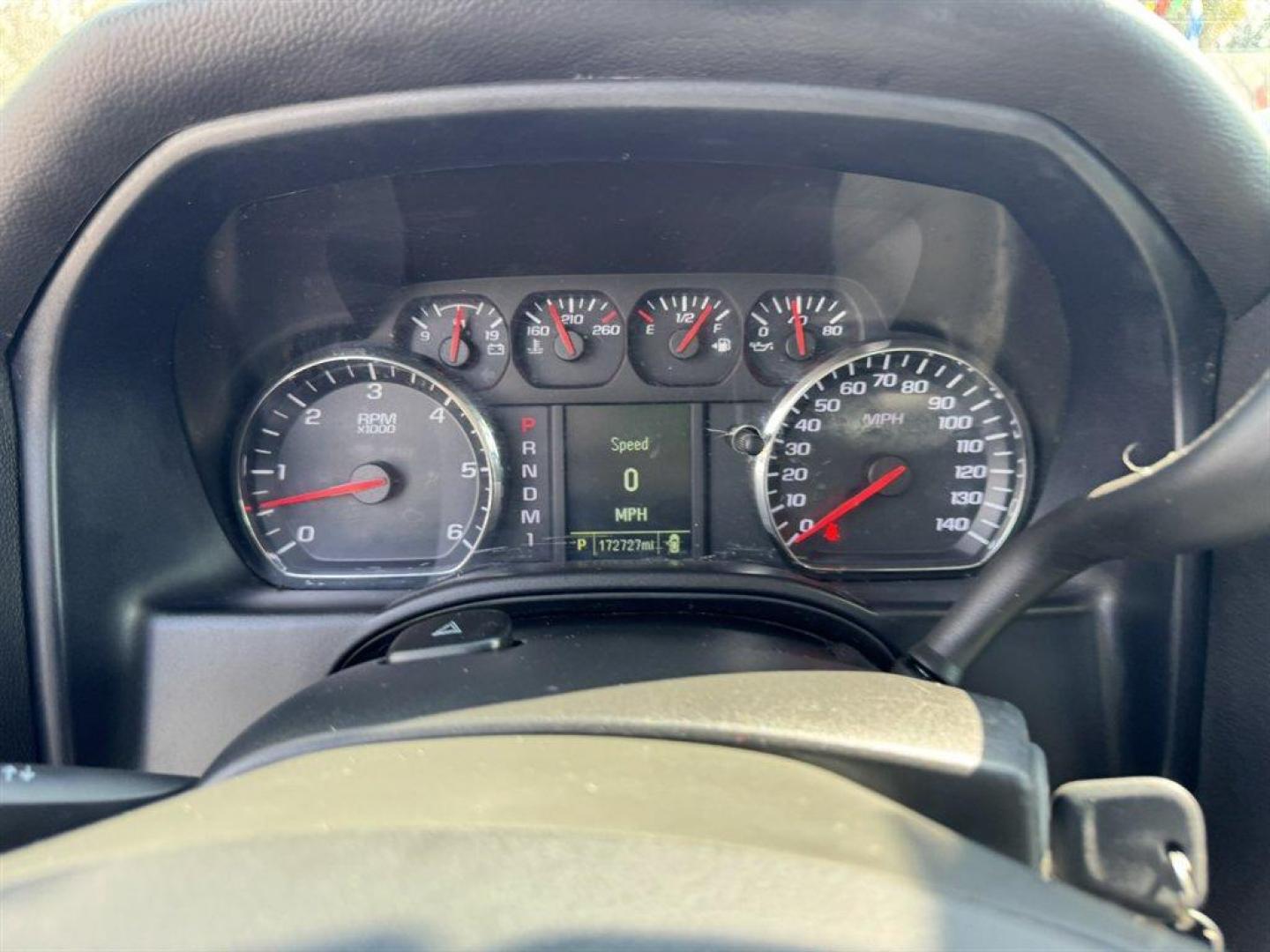 2016 White /Grey Chevrolet Silverado 2500 (1GC2KUEG7GZ) with an 6.0l V8 SFI OHV VVT Flex engine, Automatic transmission, located at 745 East Steele Rd., West Columbia, SC, 29170, (803) 755-9148, 33.927212, -81.148483 - Photo#10