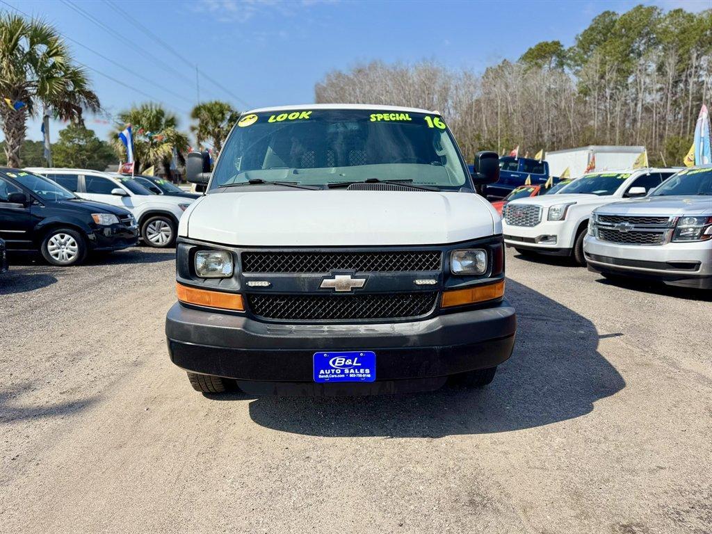 2016 White /Grey Chevrolet G2500 Vans (1GCWGAFG4G1) with an 6.0l V8 SFI OHV Flex 6.0l engine, Automatic transmission, located at 745 East Steele Rd., West Columbia, SC, 29170, (803) 755-9148, 33.927212, -81.148483 - Photo#1
