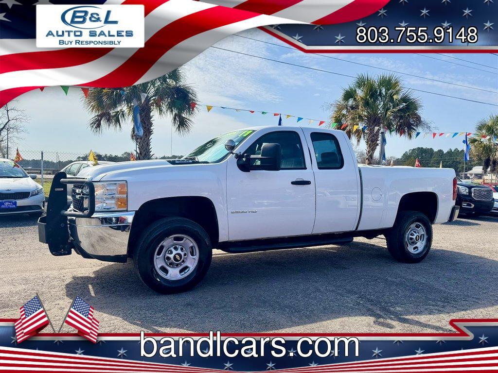 2011 White /Grey Chevrolet Silverado 2500 (1GC2KVCG7BZ) with an 6.0l V8 SFI 6.0l engine, Automatic transmission, located at 745 East Steele Rd., West Columbia, SC, 29170, (803) 755-9148, 33.927212, -81.148483 - Photo#0