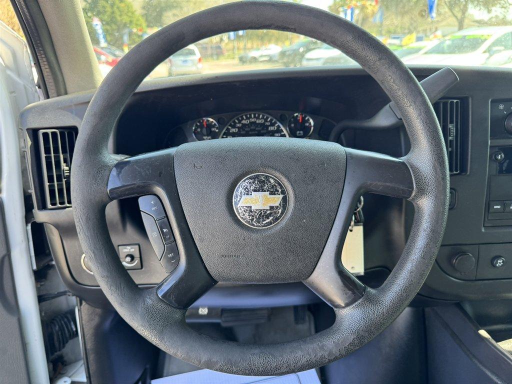 2011 White /Grey Chevrolet G2500 Vans (1GCWGFCG2B1) with an 6.0l V8 SFI OHV Flex 6.0l engine, Automatic transmission, located at 745 East Steele Rd., West Columbia, SC, 29170, (803) 755-9148, 33.927212, -81.148483 - Photo#8