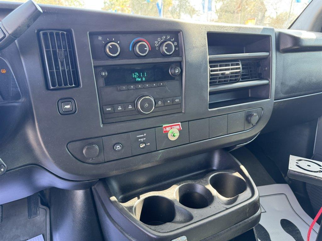 2011 White /Grey Chevrolet G2500 Vans (1GCWGFCG2B1) with an 6.0l V8 SFI OHV Flex 6.0l engine, Automatic transmission, located at 745 East Steele Rd., West Columbia, SC, 29170, (803) 755-9148, 33.927212, -81.148483 - Photo#11