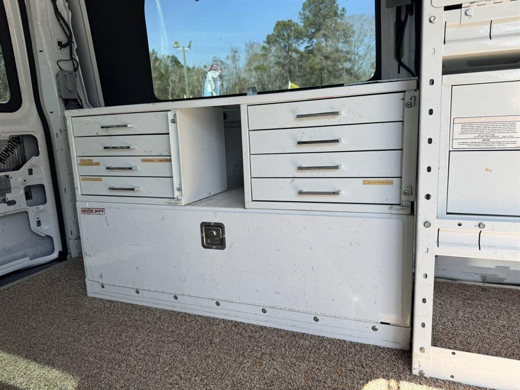 2011 White /Grey Chevrolet G2500 Vans (1GCWGFCG2B1) with an 6.0l V8 SFI OHV Flex 6.0l engine, Automatic transmission, located at 745 East Steele Rd., West Columbia, SC, 29170, (803) 755-9148, 33.927212, -81.148483 - Photo#23