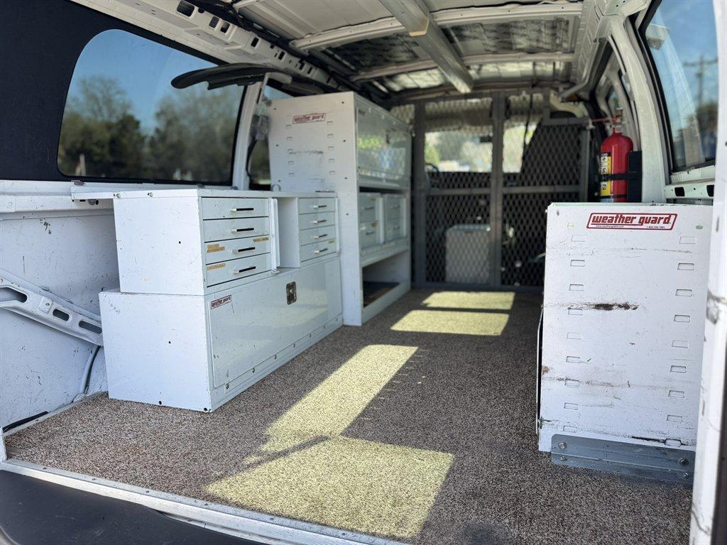 2011 White /Grey Chevrolet G2500 Vans (1GCWGFCG2B1) with an 6.0l V8 SFI OHV Flex 6.0l engine, Automatic transmission, located at 745 East Steele Rd., West Columbia, SC, 29170, (803) 755-9148, 33.927212, -81.148483 - Photo#26