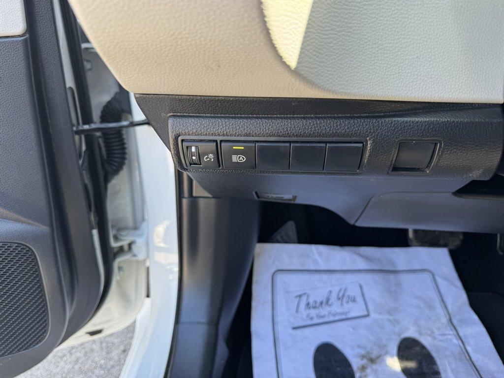 2021 White /Grey Toyota Corolla (JTDEPMAE1MJ) with an 1.8l I-4 MPI Dohc 1.8l engine, Automatic transmission, located at 745 East Steele Rd., West Columbia, SC, 29170, (803) 755-9148, 33.927212, -81.148483 - Photo#16