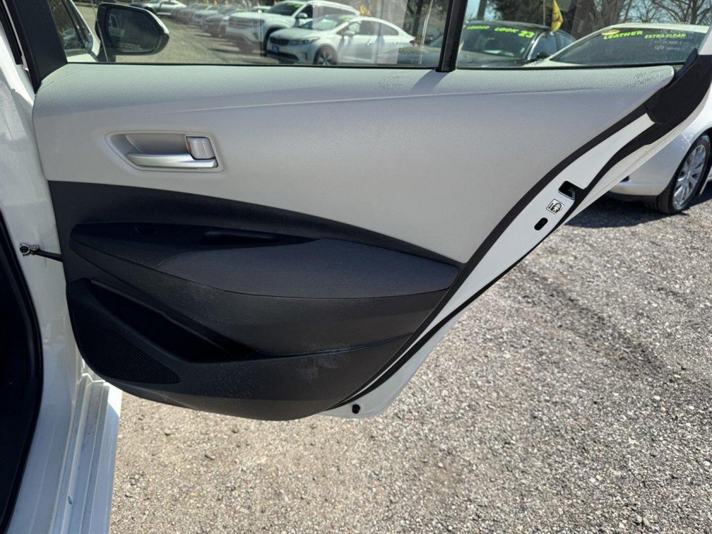 2021 White /Grey Toyota Corolla (JTDEPMAE1MJ) with an 1.8l I-4 MPI Dohc 1.8l engine, Automatic transmission, located at 745 East Steele Rd., West Columbia, SC, 29170, (803) 755-9148, 33.927212, -81.148483 - Photo#22