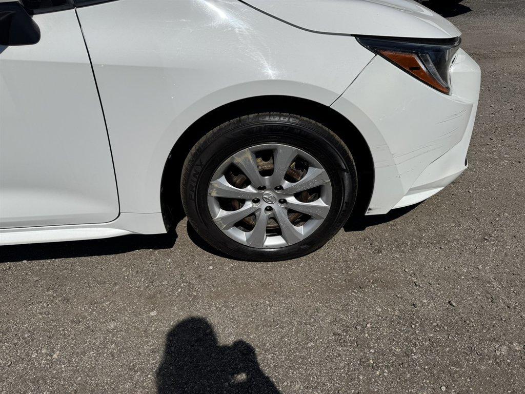 2021 White /Grey Toyota Corolla (JTDEPMAE1MJ) with an 1.8l I-4 MPI Dohc 1.8l engine, Automatic transmission, located at 745 East Steele Rd., West Columbia, SC, 29170, (803) 755-9148, 33.927212, -81.148483 - Photo#27