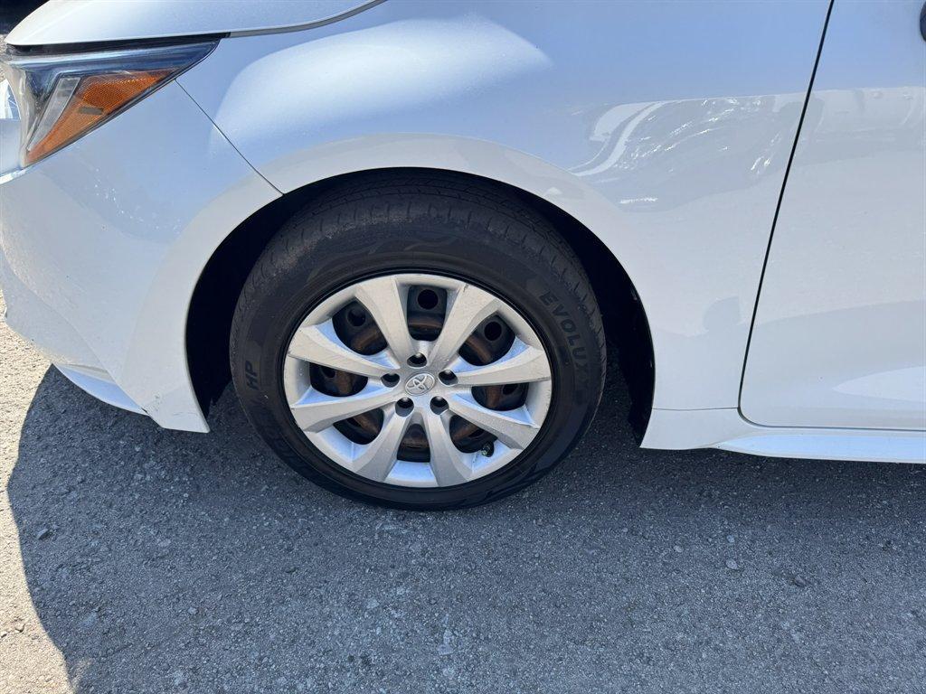 2021 White /Grey Toyota Corolla (JTDEPMAE1MJ) with an 1.8l I-4 MPI Dohc 1.8l engine, Automatic transmission, located at 745 East Steele Rd., West Columbia, SC, 29170, (803) 755-9148, 33.927212, -81.148483 - Photo#30