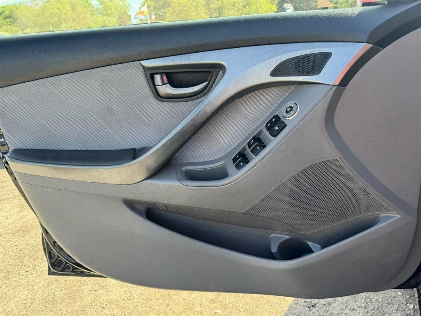 2011 Black /Grey Hyundai Elantra (KMHDH4AE3BU) with an 1.8l I-4 MPI Dohc 1.8l engine, Automatic transmission, located at 745 East Steele Rd., West Columbia, SC, 29170, (803) 755-9148, 33.927212, -81.148483- Photo#14