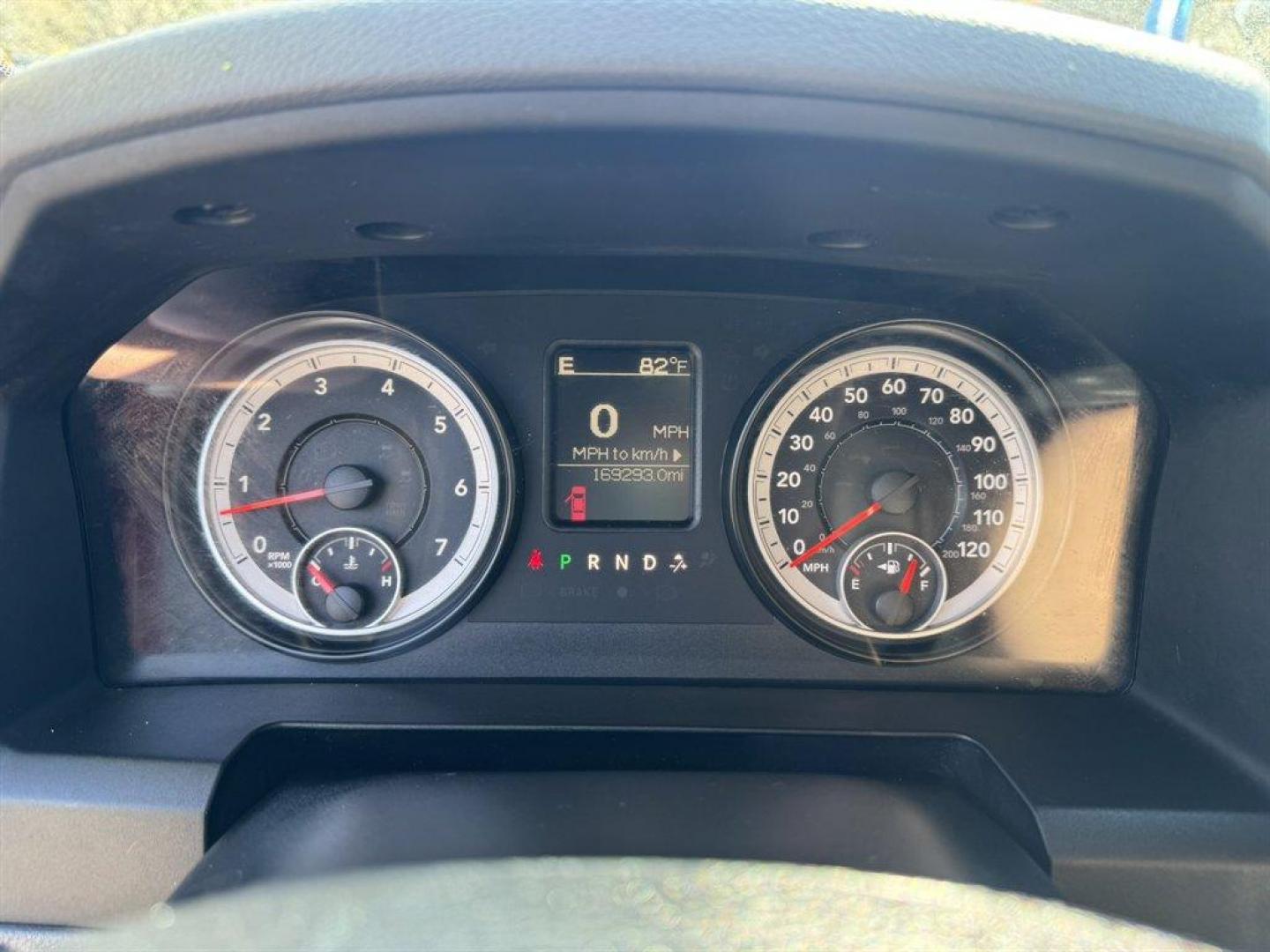 2015 Red /Grey Ram 1500 (1C6RR7GT5FS) with an 5.7l V8 Smpi Hemi 5.7l engine, Automatic transmission, located at 745 East Steele Rd., West Columbia, SC, 29170, (803) 755-9148, 33.927212, -81.148483 - Photo#10