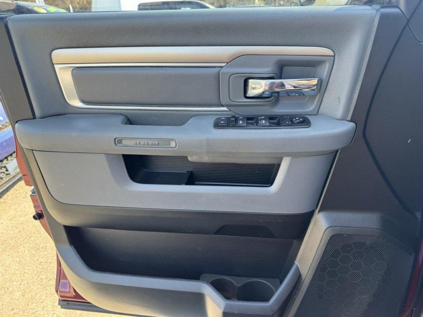 2015 Red /Grey Ram 1500 (1C6RR7GT5FS) with an 5.7l V8 Smpi Hemi 5.7l engine, Automatic transmission, located at 745 East Steele Rd., West Columbia, SC, 29170, (803) 755-9148, 33.927212, -81.148483 - Photo#17