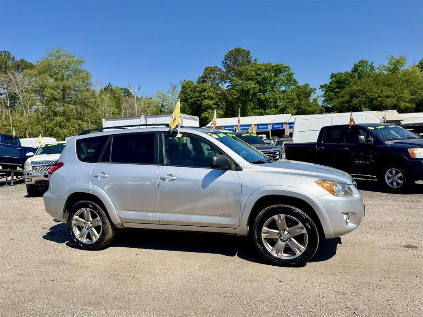 2010 Silver /Grey Toyota RAV4 (JTMWK4DV4AD) with an 3.5l V6 SFI Dohc 3.5l engine, Automatic transmission, located at 745 East Steele Rd., West Columbia, SC, 29170, (803) 755-9148, 33.927212, -81.148483 - Photo#2