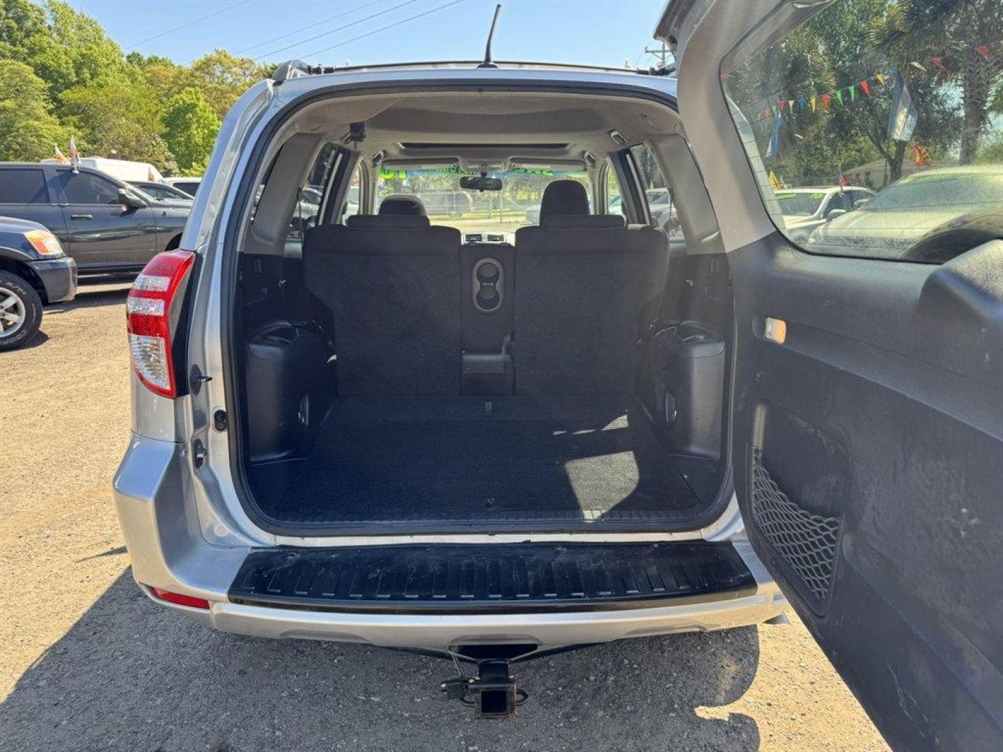 2010 Silver /Grey Toyota RAV4 (JTMWK4DV4AD) with an 3.5l V6 SFI Dohc 3.5l engine, Automatic transmission, located at 745 East Steele Rd., West Columbia, SC, 29170, (803) 755-9148, 33.927212, -81.148483 - Photo#26