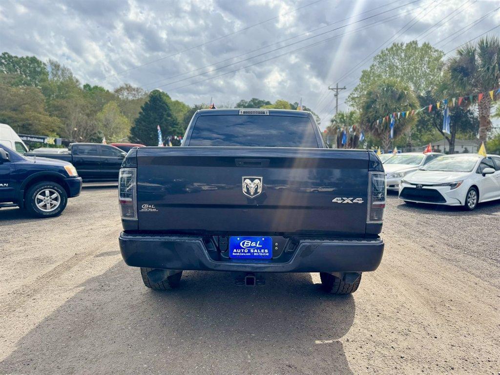 2019 Grey /Grey Ram 1500 DS (1C6RR7KT8KS) with an 5.7l V8 Smpi Hemi 5.7l engine, Automatic transmission, located at 745 East Steele Rd., West Columbia, SC, 29170, (803) 755-9148, 33.927212, -81.148483 - Photo#3