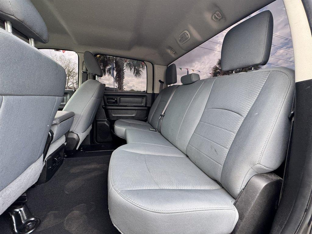 2019 Grey /Grey Ram 1500 DS (1C6RR7KT8KS) with an 5.7l V8 Smpi Hemi 5.7l engine, Automatic transmission, located at 745 East Steele Rd., West Columbia, SC, 29170, (803) 755-9148, 33.927212, -81.148483 - Photo#18