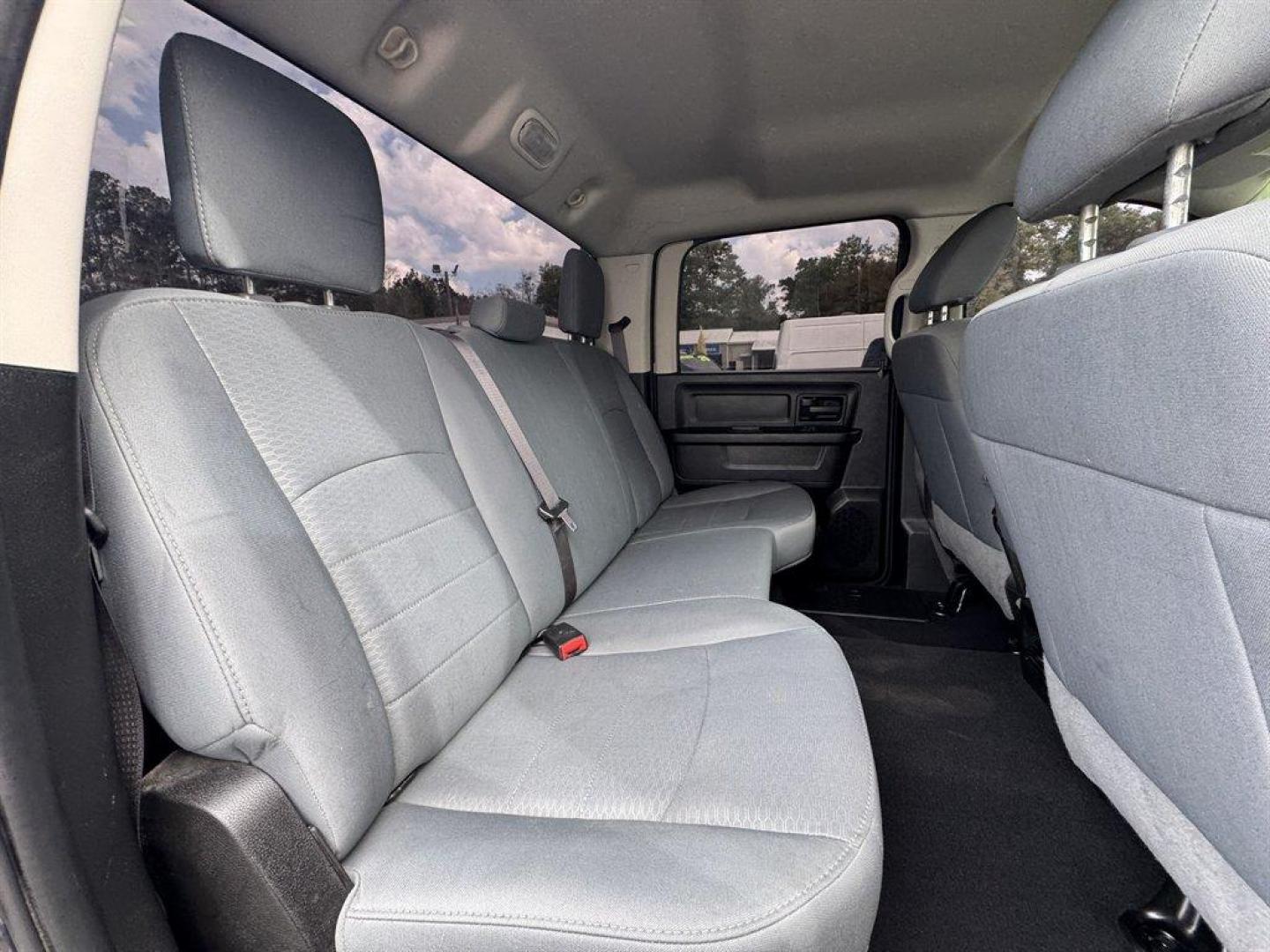 2019 Grey /Grey Ram 1500 DS (1C6RR7KT8KS) with an 5.7l V8 Smpi Hemi 5.7l engine, Automatic transmission, located at 745 East Steele Rd., West Columbia, SC, 29170, (803) 755-9148, 33.927212, -81.148483 - Photo#20