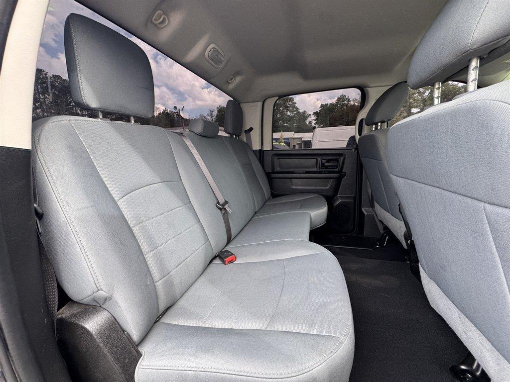 2019 Grey /Grey Ram 1500 DS (1C6RR7KT8KS) with an 5.7l V8 Smpi Hemi 5.7l engine, Automatic transmission, located at 745 East Steele Rd., West Columbia, SC, 29170, (803) 755-9148, 33.927212, -81.148483 - Photo#20