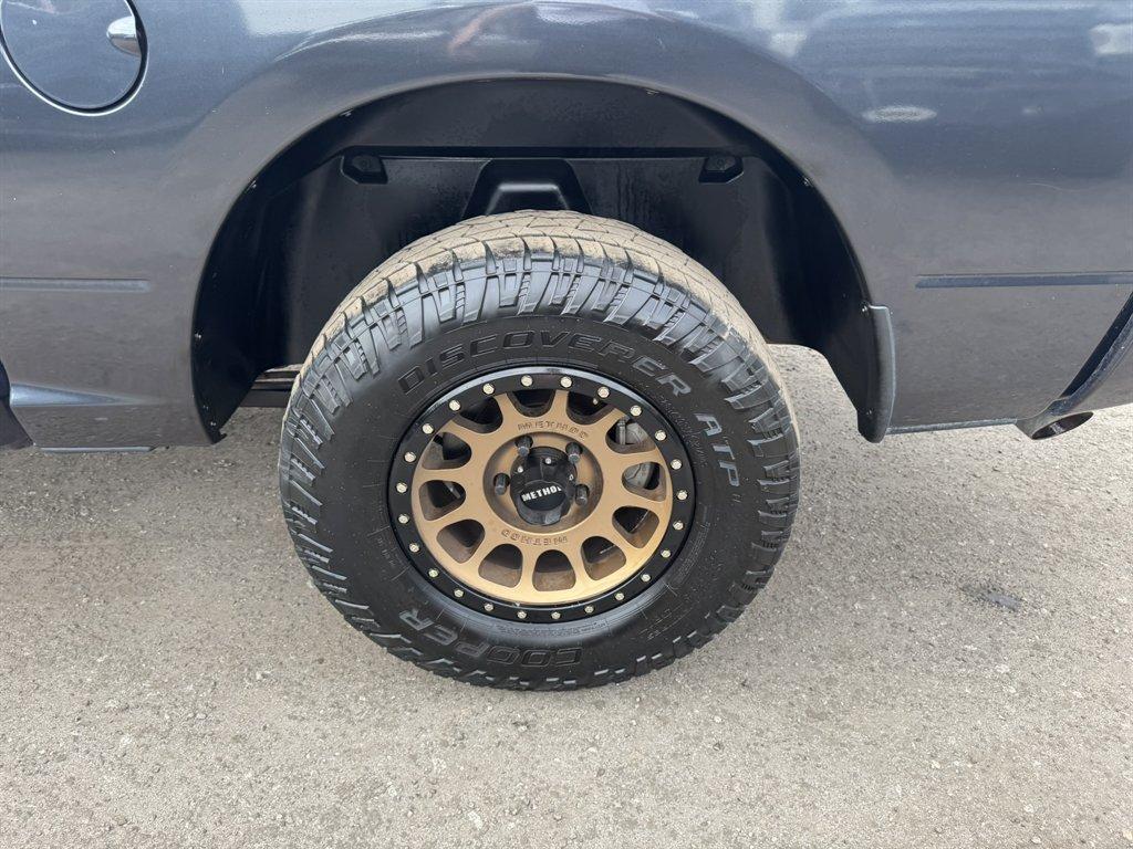 2019 Grey /Grey Ram 1500 DS (1C6RR7KT8KS) with an 5.7l V8 Smpi Hemi 5.7l engine, Automatic transmission, located at 745 East Steele Rd., West Columbia, SC, 29170, (803) 755-9148, 33.927212, -81.148483 - Photo#28