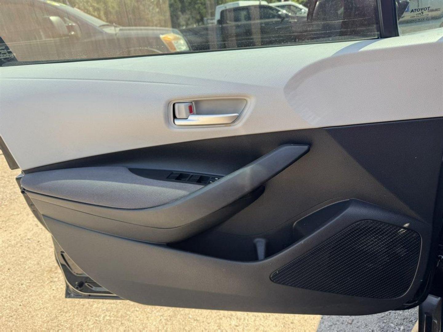 2020 Black /Grey Toyota Corolla (5YFEPRAE0LP) with an 1.8l I-4 MPI Dohc 1.8l engine, Automatic transmission, located at 745 East Steele Rd., West Columbia, SC, 29170, (803) 755-9148, 33.927212, -81.148483 - Photo#16