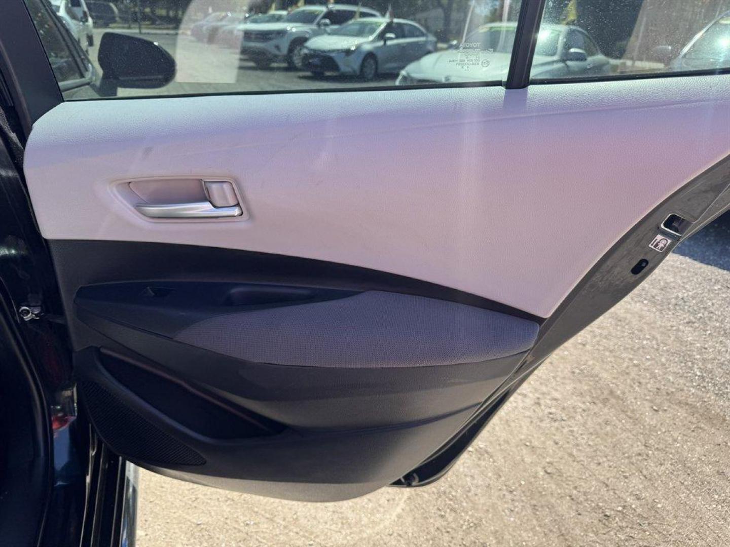 2020 Black /Grey Toyota Corolla (5YFEPRAE0LP) with an 1.8l I-4 MPI Dohc 1.8l engine, Automatic transmission, located at 745 East Steele Rd., West Columbia, SC, 29170, (803) 755-9148, 33.927212, -81.148483 - Photo#21
