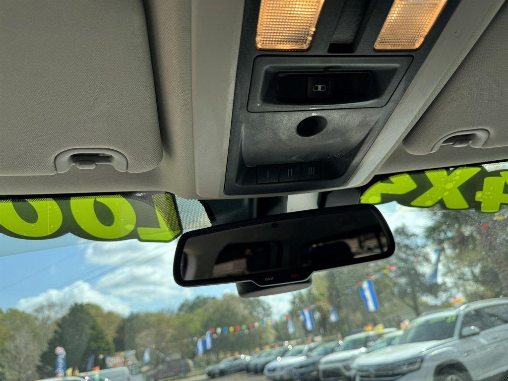 2019 Red /Grey Ram 1500 DS (1C6RR7TT5KS) with an 5.7l V8 Smpi Hemi 5.7l engine, Automatic transmission, located at 745 East Steele Rd., West Columbia, SC, 29170, (803) 755-9148, 33.927212, -81.148483 - Photo#16