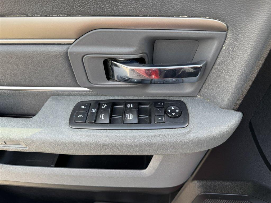 2019 Red /Grey Ram 1500 DS (1C6RR7TT5KS) with an 5.7l V8 Smpi Hemi 5.7l engine, Automatic transmission, located at 745 East Steele Rd., West Columbia, SC, 29170, (803) 755-9148, 33.927212, -81.148483 - Photo#19