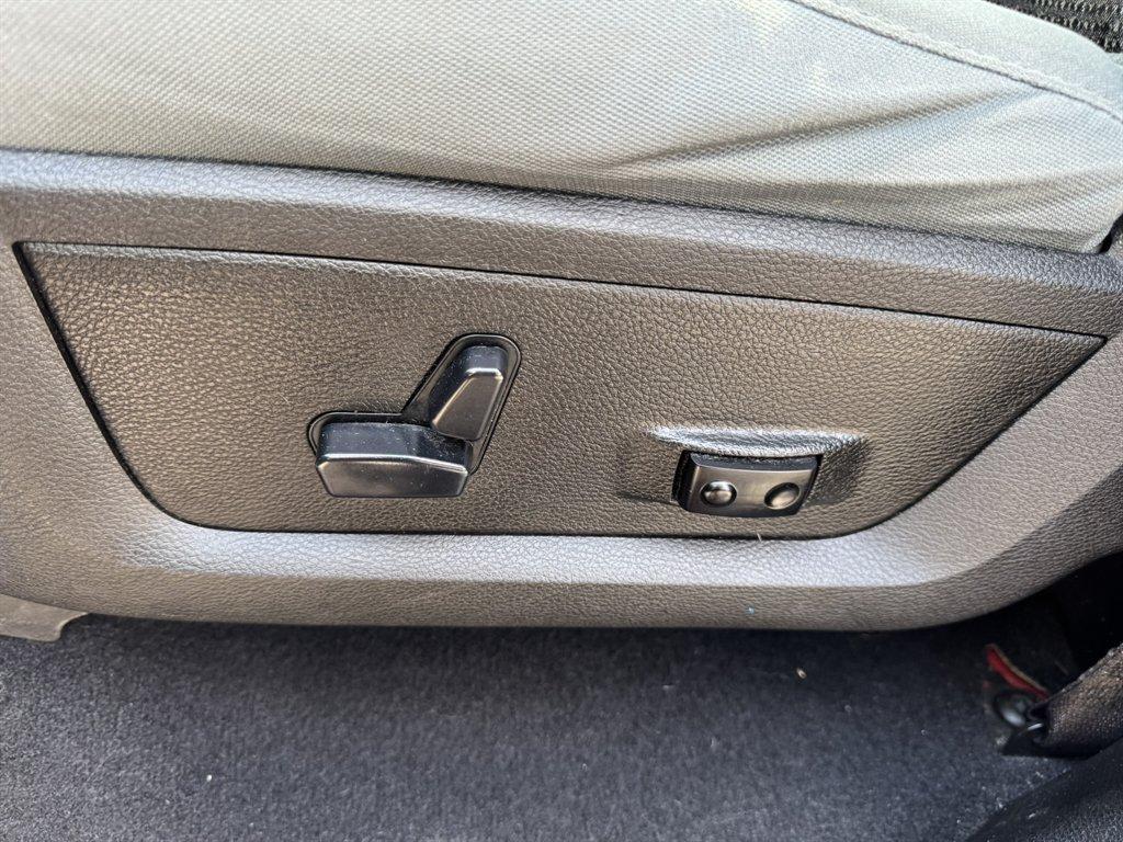 2019 Red /Grey Ram 1500 DS (1C6RR7TT5KS) with an 5.7l V8 Smpi Hemi 5.7l engine, Automatic transmission, located at 745 East Steele Rd., West Columbia, SC, 29170, (803) 755-9148, 33.927212, -81.148483 - Photo#21