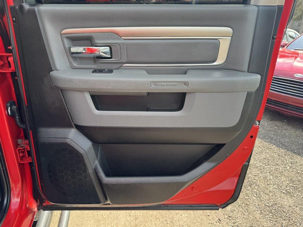 2019 Red /Grey Ram 1500 DS (1C6RR7TT5KS) with an 5.7l V8 Smpi Hemi 5.7l engine, Automatic transmission, located at 745 East Steele Rd., West Columbia, SC, 29170, (803) 755-9148, 33.927212, -81.148483 - Photo#24