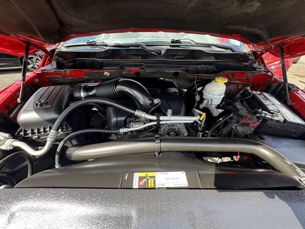 2019 Red /Grey Ram 1500 DS (1C6RR7TT5KS) with an 5.7l V8 Smpi Hemi 5.7l engine, Automatic transmission, located at 745 East Steele Rd., West Columbia, SC, 29170, (803) 755-9148, 33.927212, -81.148483 - Photo#30