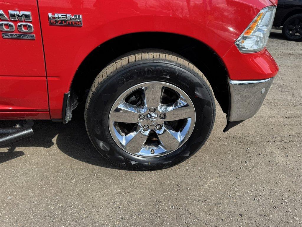 2019 Red /Grey Ram 1500 DS (1C6RR7TT5KS) with an 5.7l V8 Smpi Hemi 5.7l engine, Automatic transmission, located at 745 East Steele Rd., West Columbia, SC, 29170, (803) 755-9148, 33.927212, -81.148483 - Photo#32