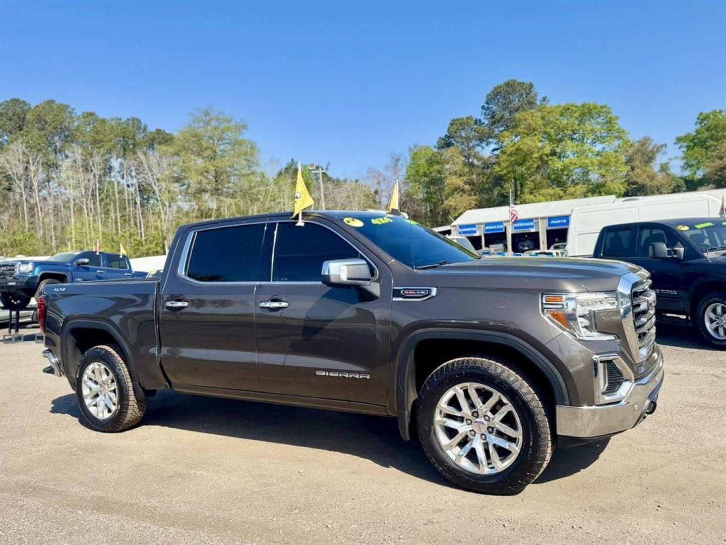 2020 Grey /Black GMC Sierra 1500 (1GTU9DEL1LZ) with an 6.2l V8 DI DYN Fuel Mgmt engine, Automatic transmission, located at 745 East Steele Rd., West Columbia, SC, 29170, (803) 755-9148, 33.927212, -81.148483- Photo#2