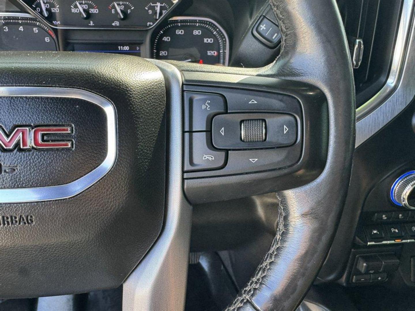 2020 Grey /Black GMC Sierra 1500 (1GTU9DEL1LZ) with an 6.2l V8 DI DYN Fuel Mgmt engine, Automatic transmission, located at 745 East Steele Rd., West Columbia, SC, 29170, (803) 755-9148, 33.927212, -81.148483- Photo#9